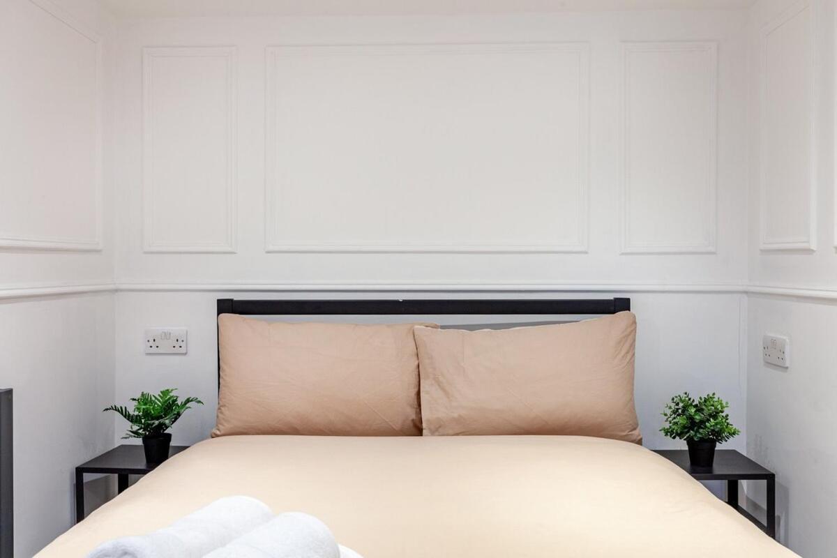 Two Bedroom Flat Next To Paddington St Appartamento *