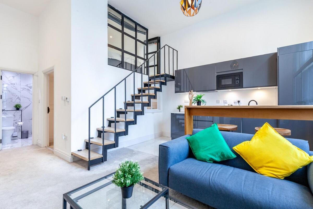Appartamento Two Bedroom Flat Next To Paddington St *